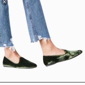 BIRDIES Green Velvet Starling Loafer Flats Size 7